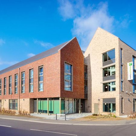 Holiday Inn Express Cambridge West - Cambourne By Ihg Eksteriør bilde